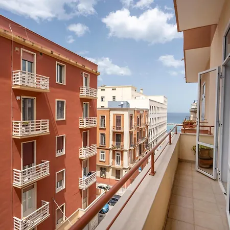 Apartamento Casa Bonaive, Ampio Trilocale Vista Mare Bari